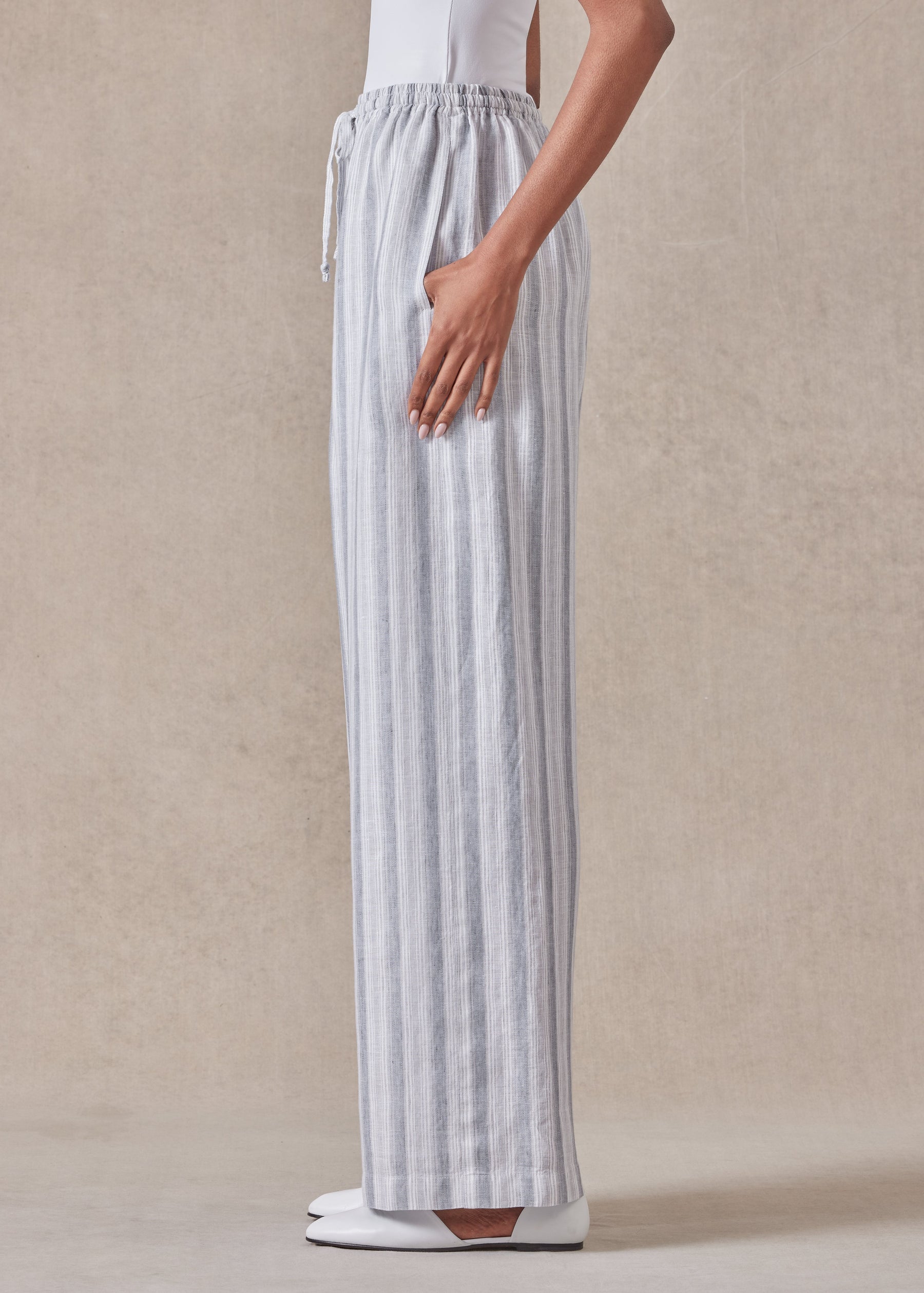 linen drawstring trouser