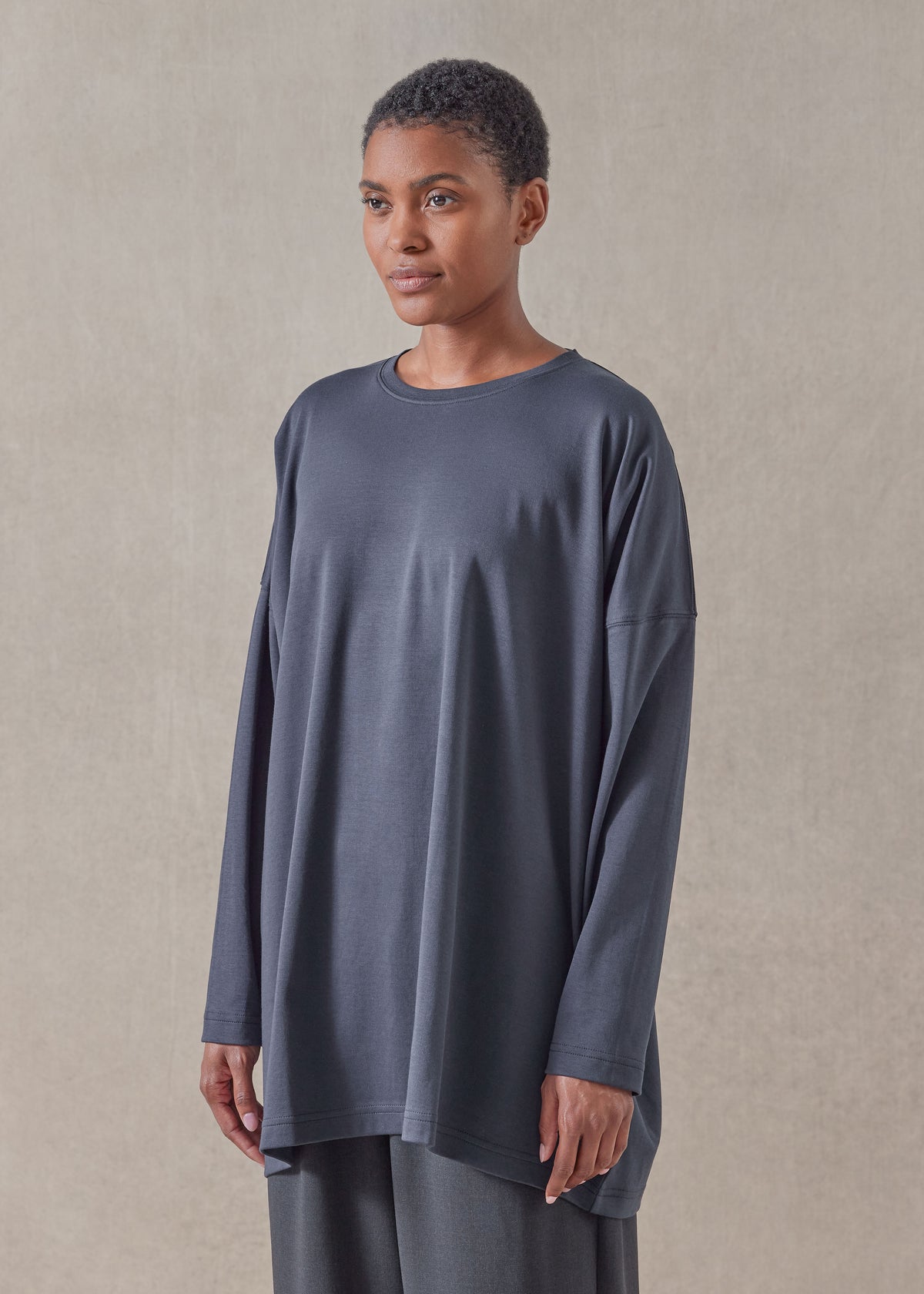 cotton jersey long sleeve boat neck t-shirt- long