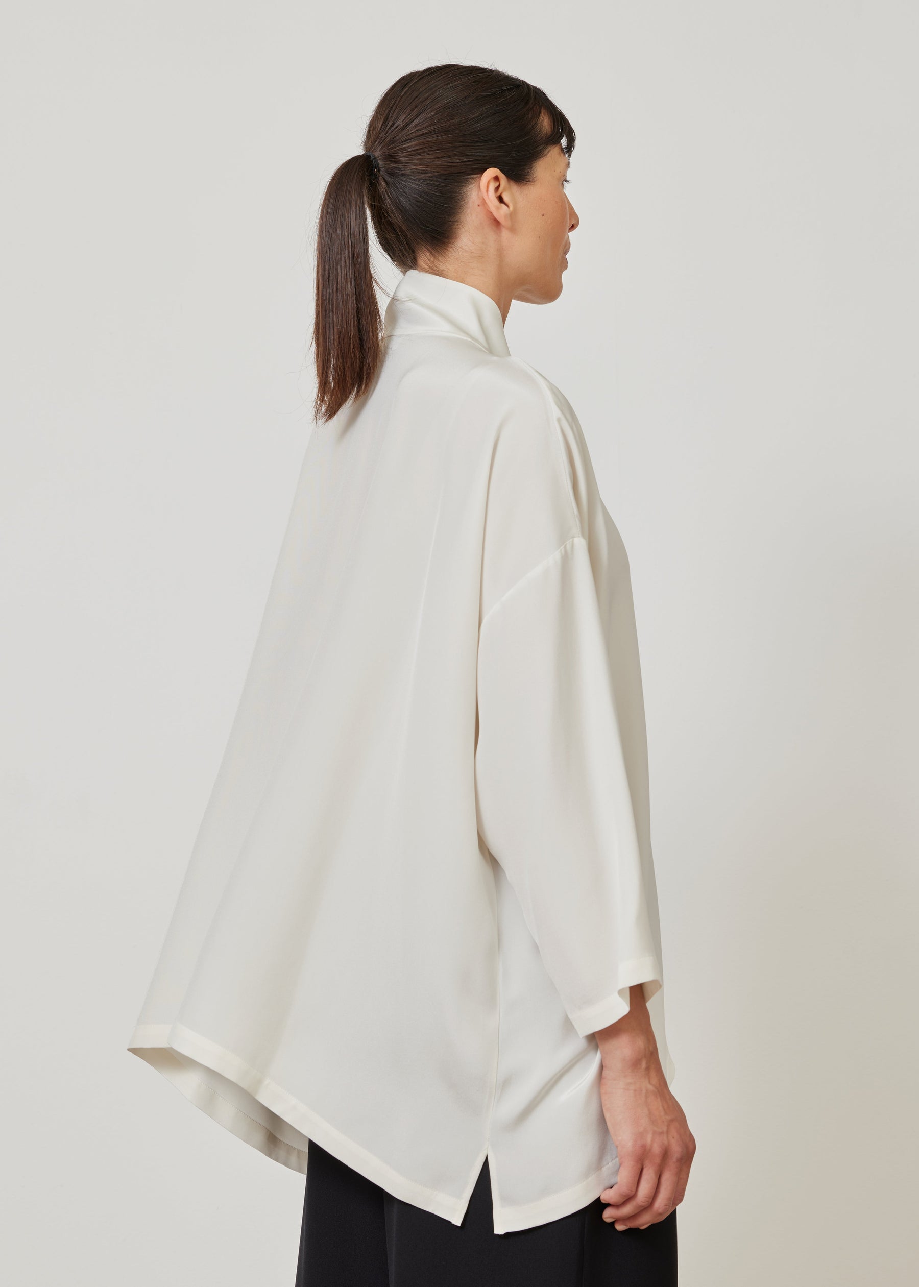 silk wide a-line shirt with chinese collar - long