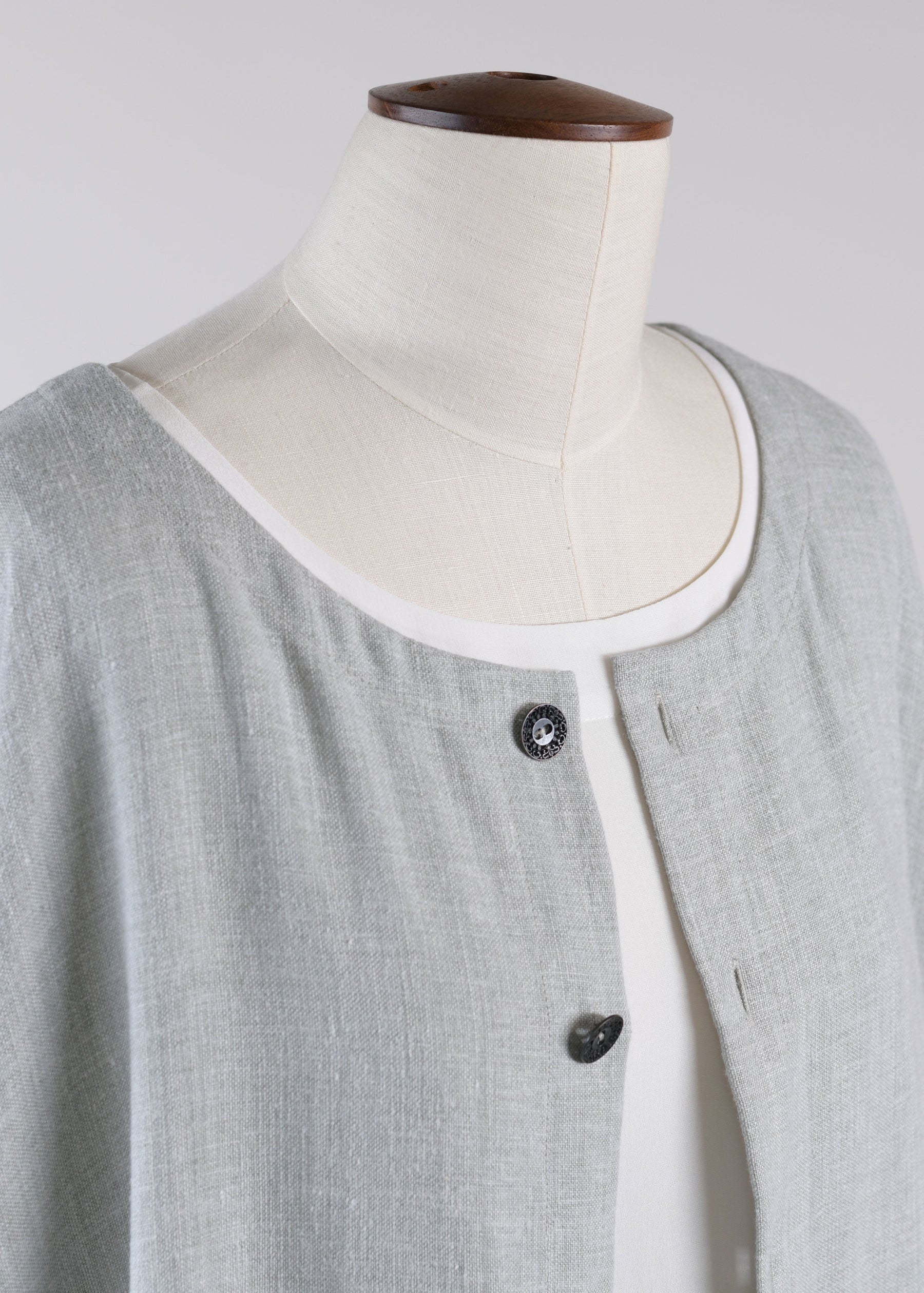 linen mix 3/4 sleeve wide a-line round neck coat - very long