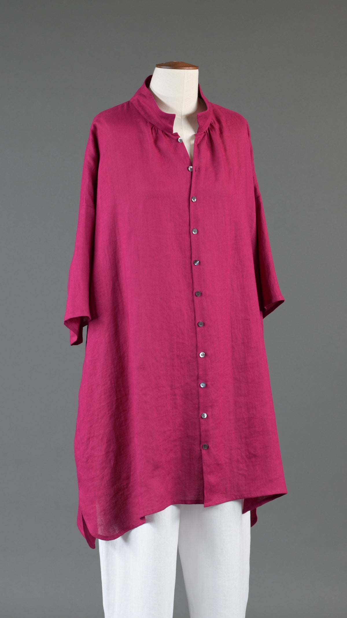 linen sloped shoulder wide a-line pleated collar short sleeve shirt - very long in magenta