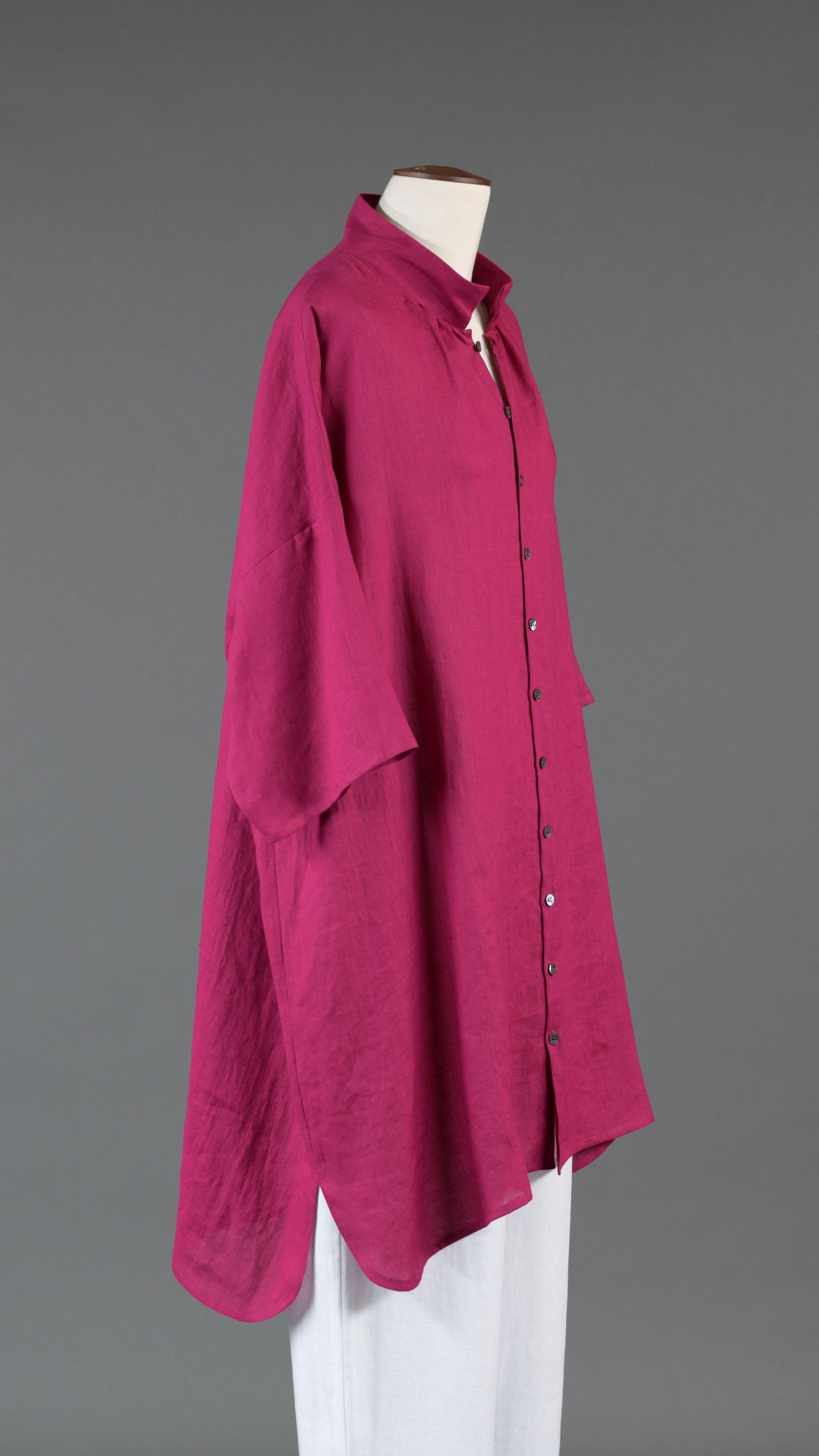 linen sloped shoulder wide a-line pleated collar short sleeve shirt - very long in magenta