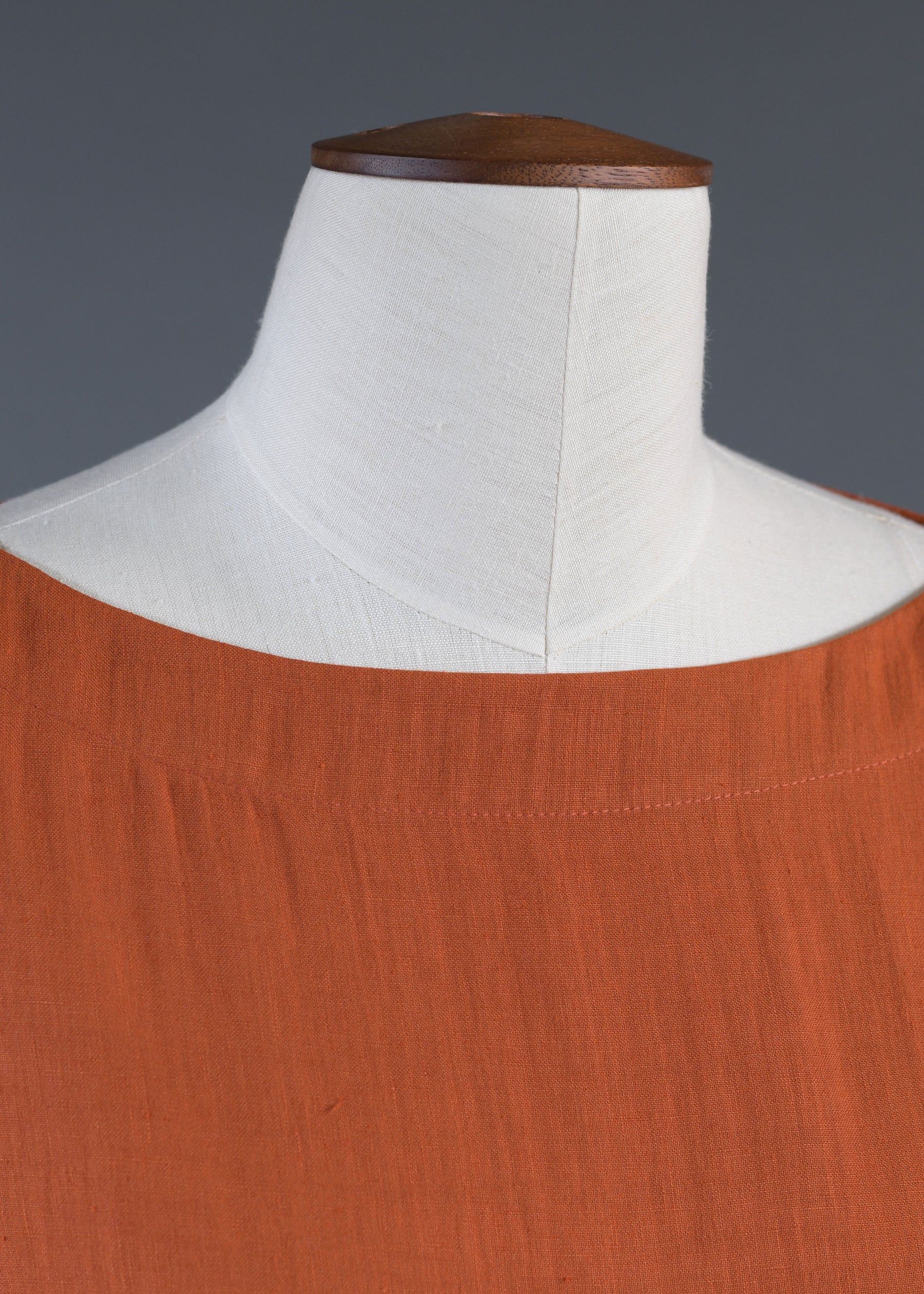 linen angle-to-front 3/4 sleeve scoop neck tunic - long in burntorange