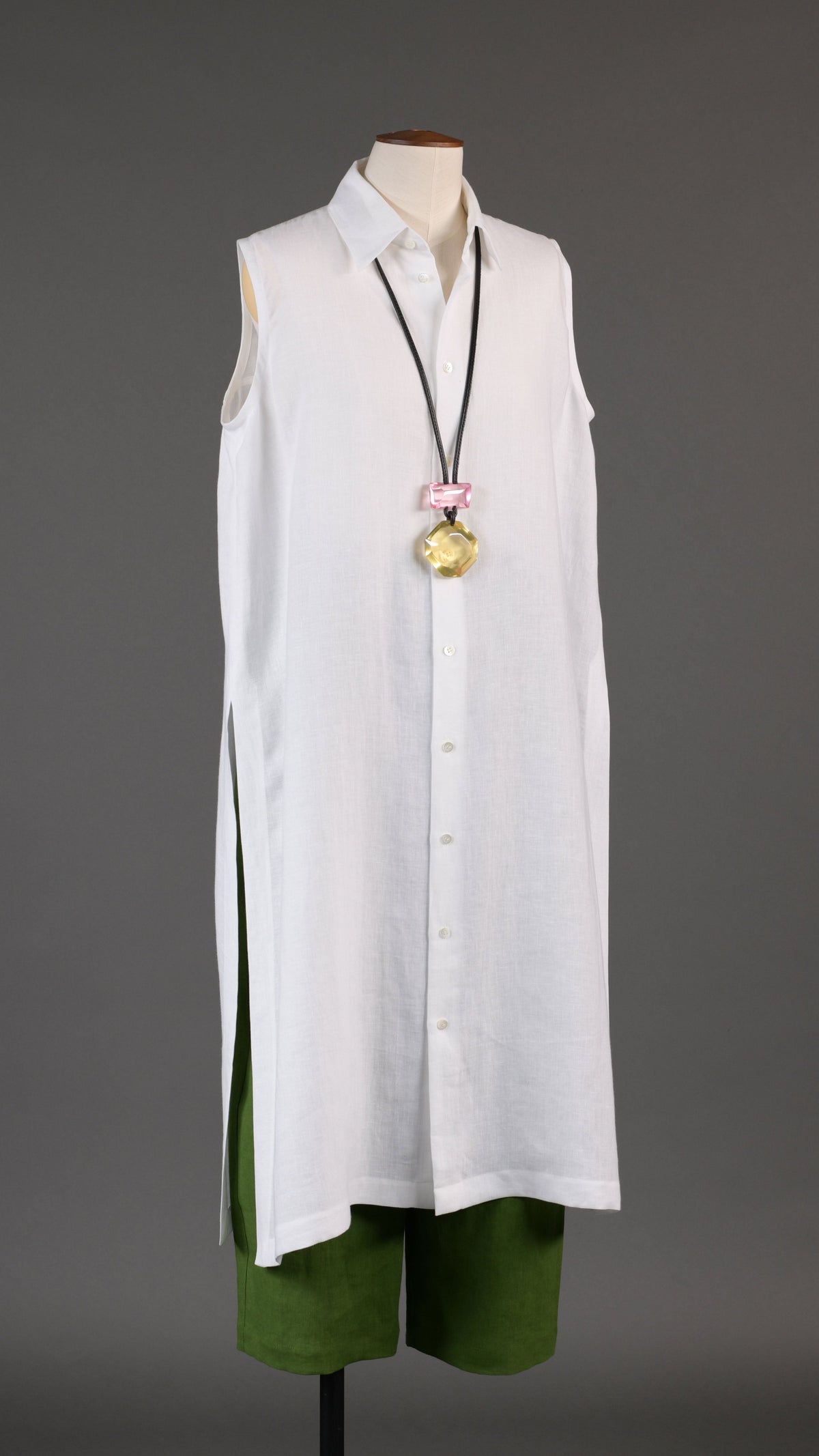 linen slim a-line sleeveless shirt dress with collar and side slit detail in white