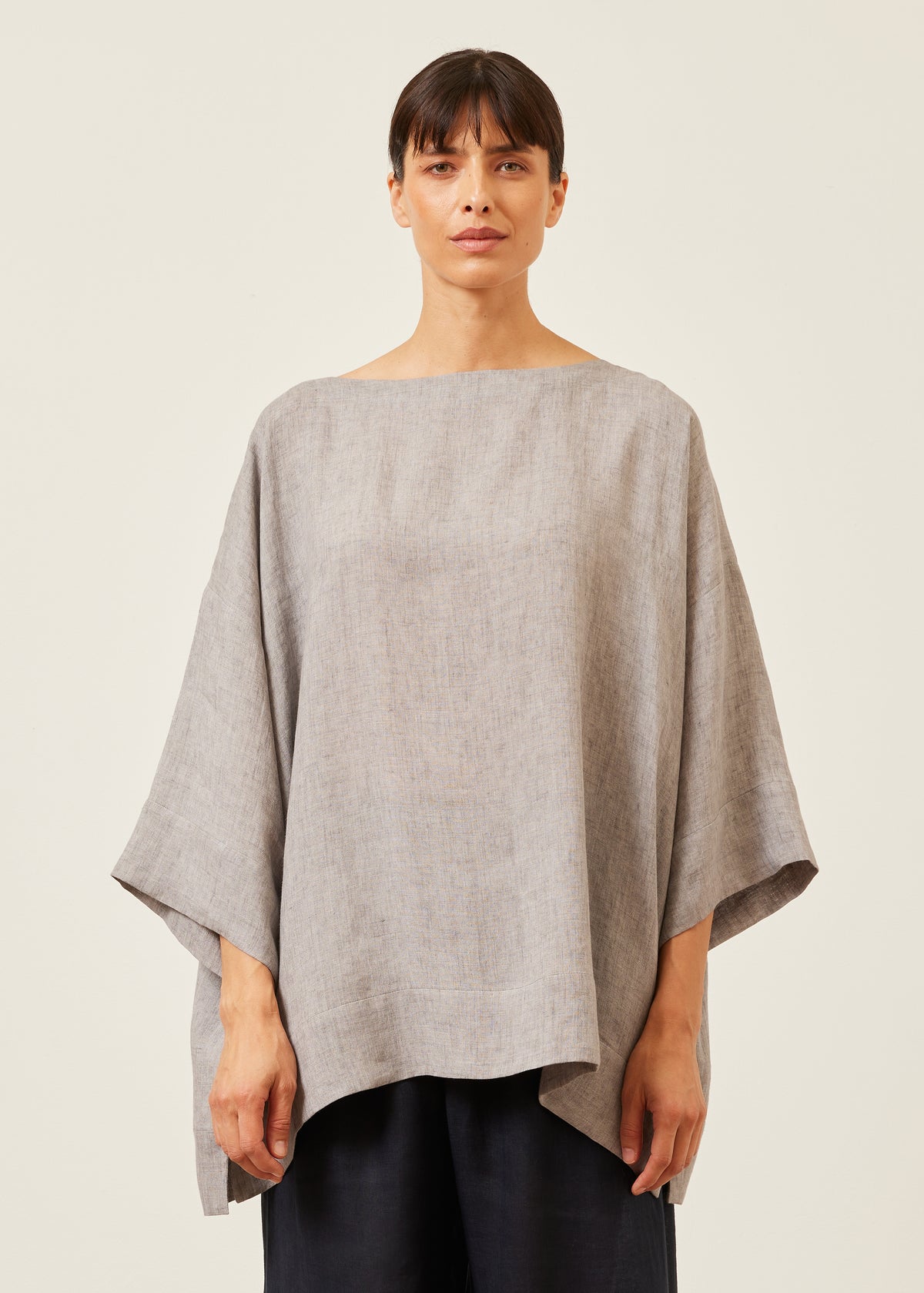 linen scoop neck 3/4 sleeve top with hem bands - long