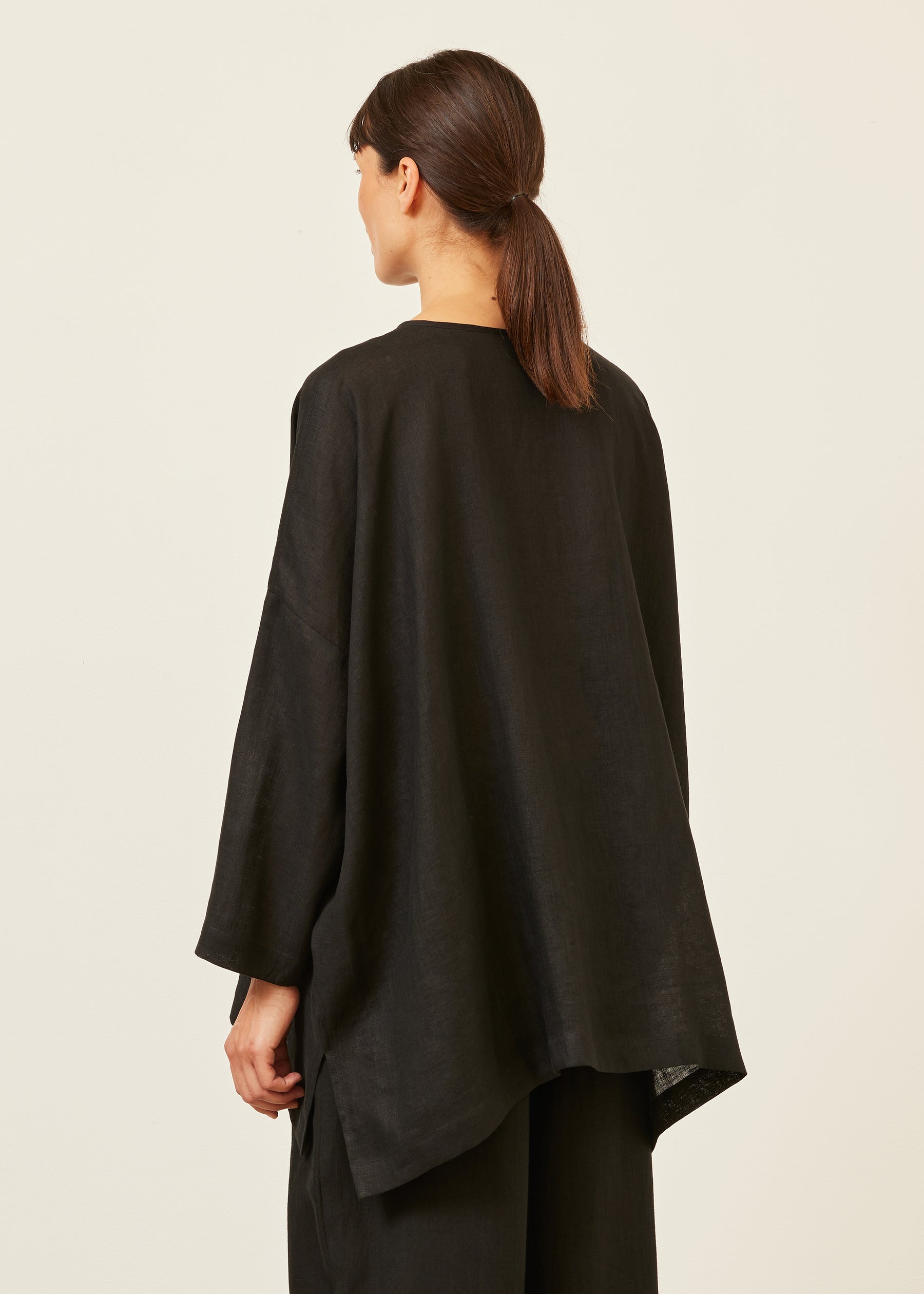 linen wide longer back bound neck shirt - long