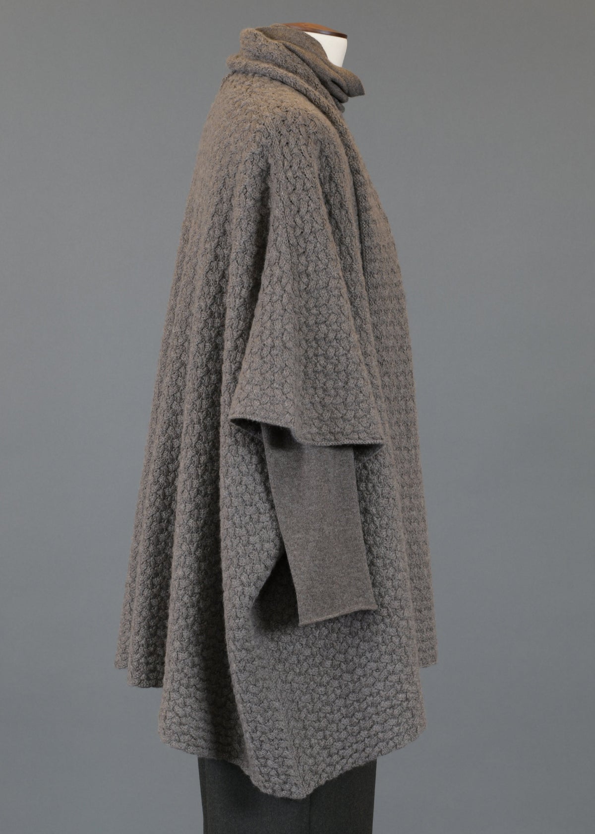 knitted scrunch shawl collar sleeveless cardigan - long plus
