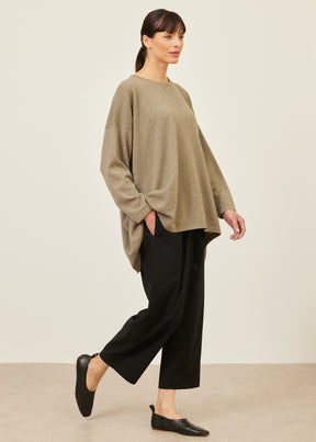 smaller front larger back round neck sweater - long