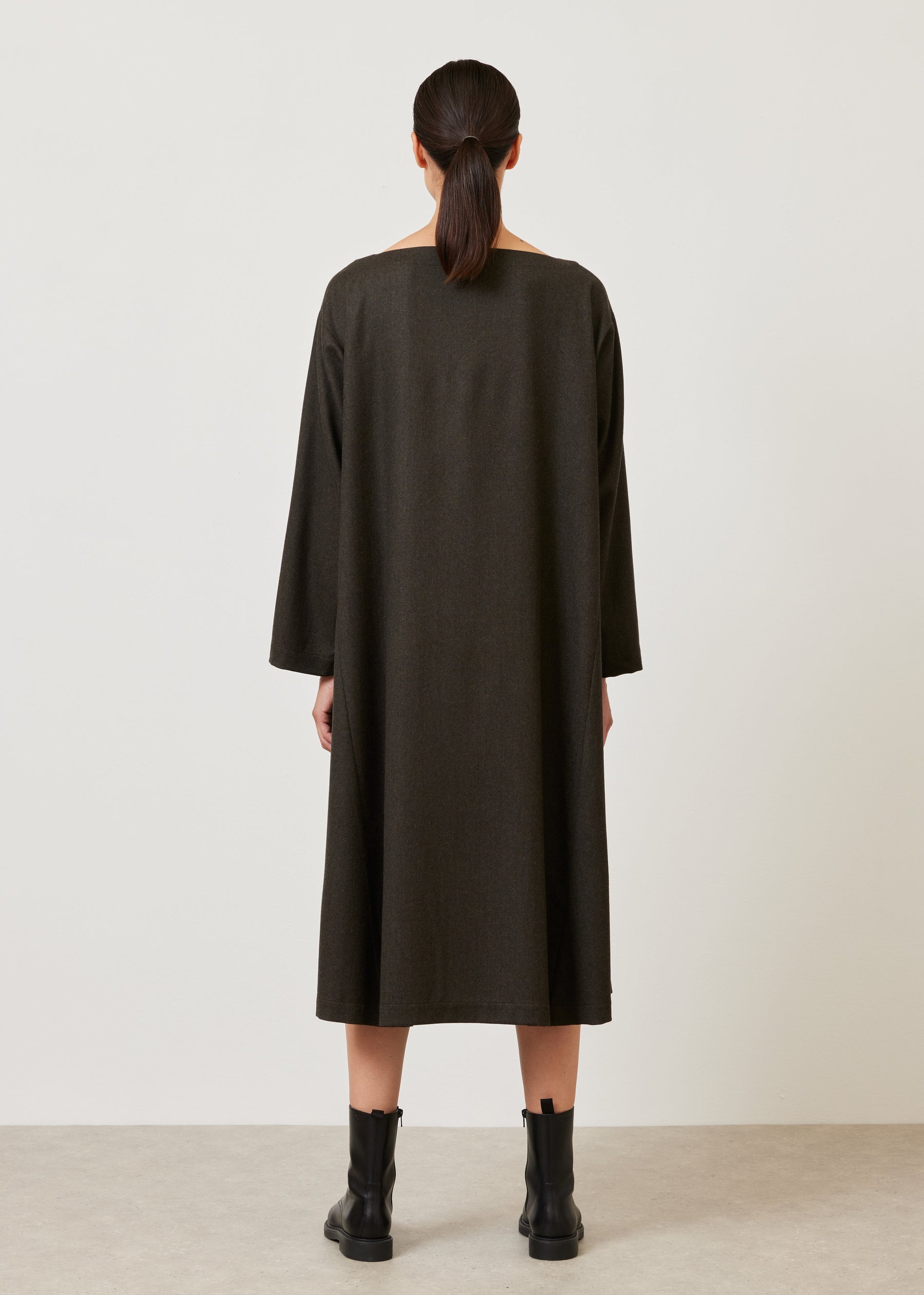 wool side panelled scoop neck dress