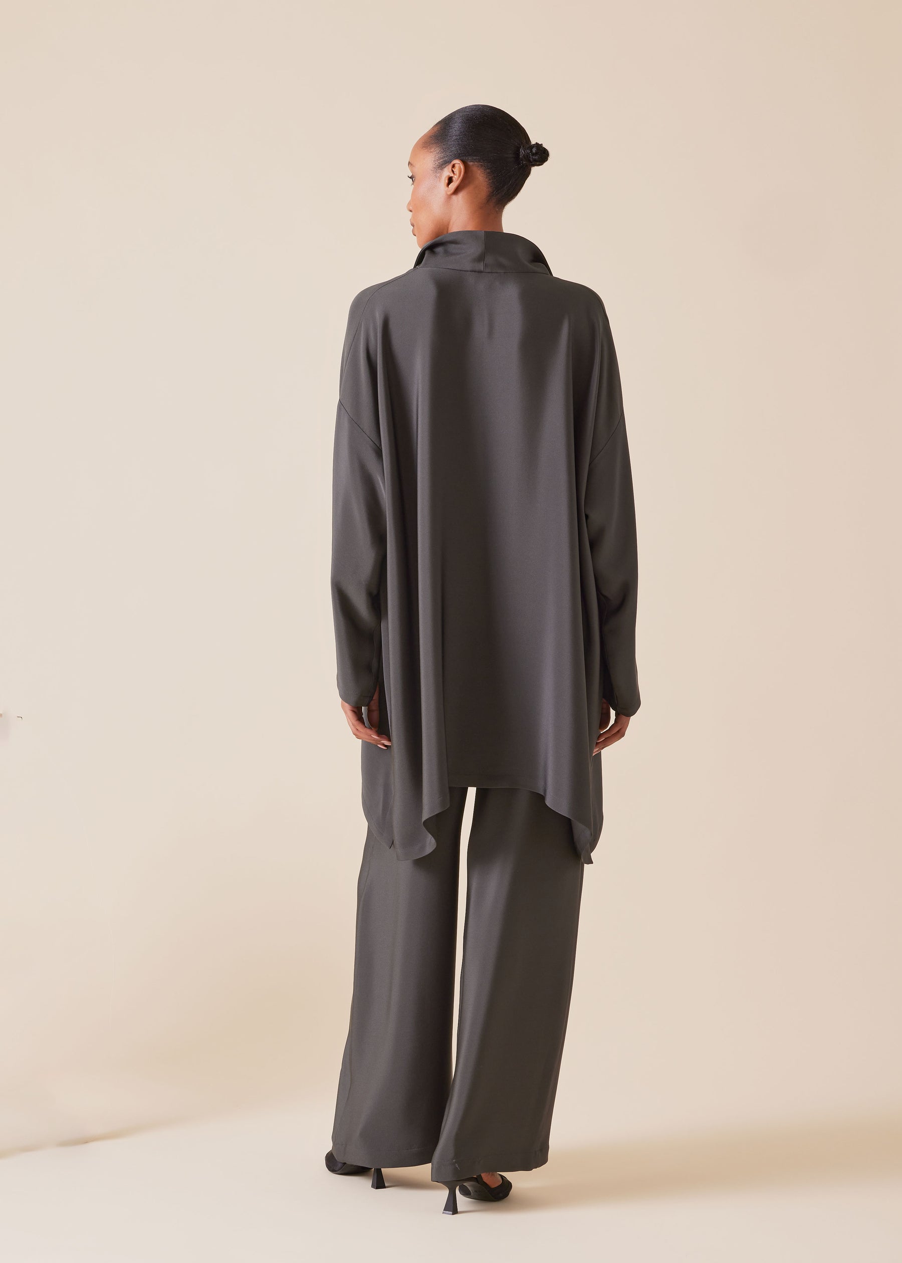 silk wide a-line shirt with open standup collar  - long plus