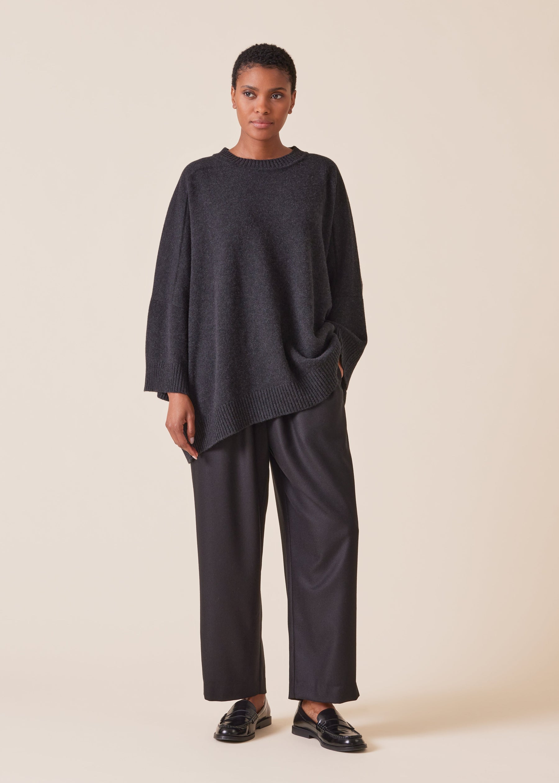 cashmere sloped shoulder round neck sweater - long