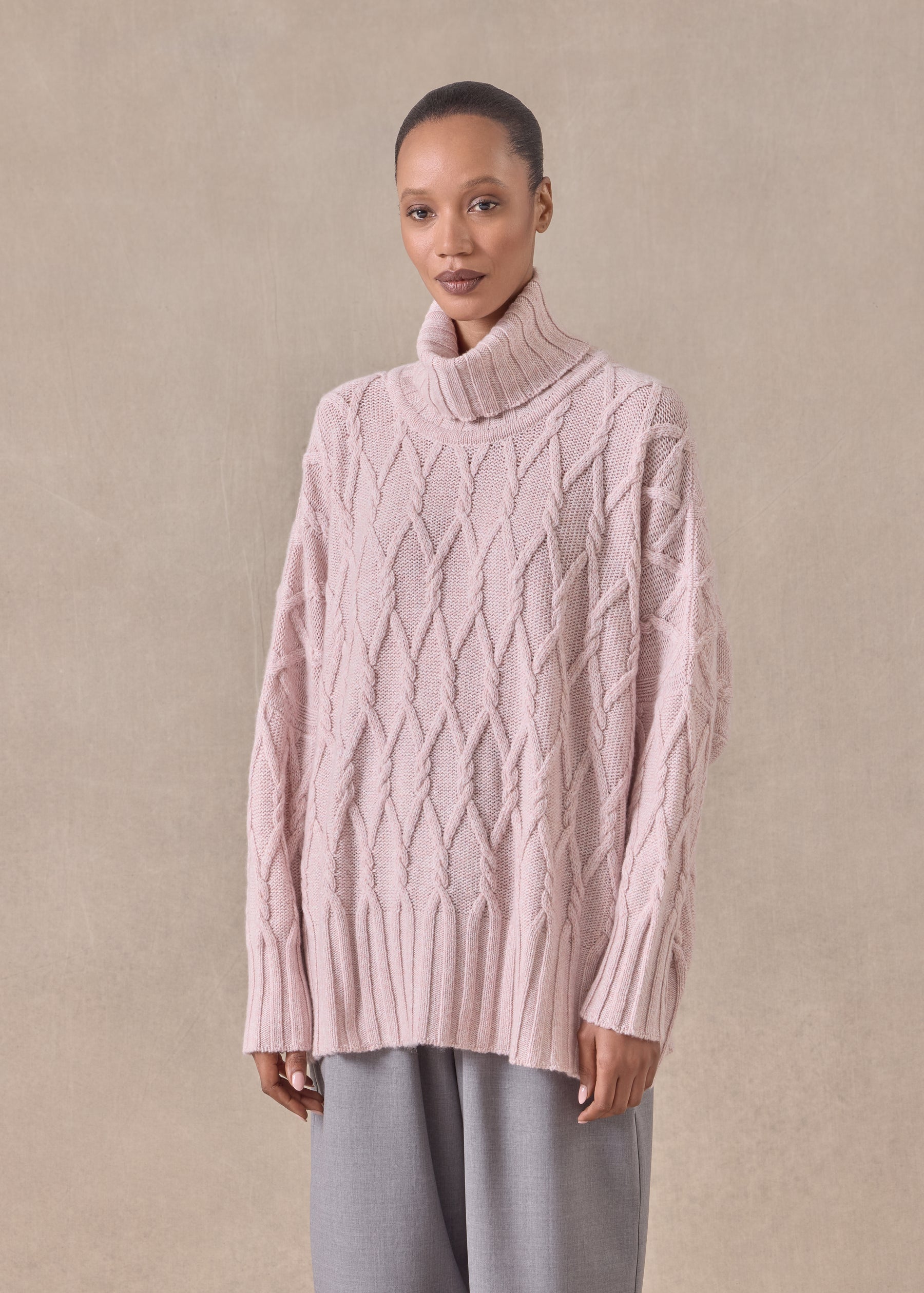 cashmere roll neck sweater - mid plus