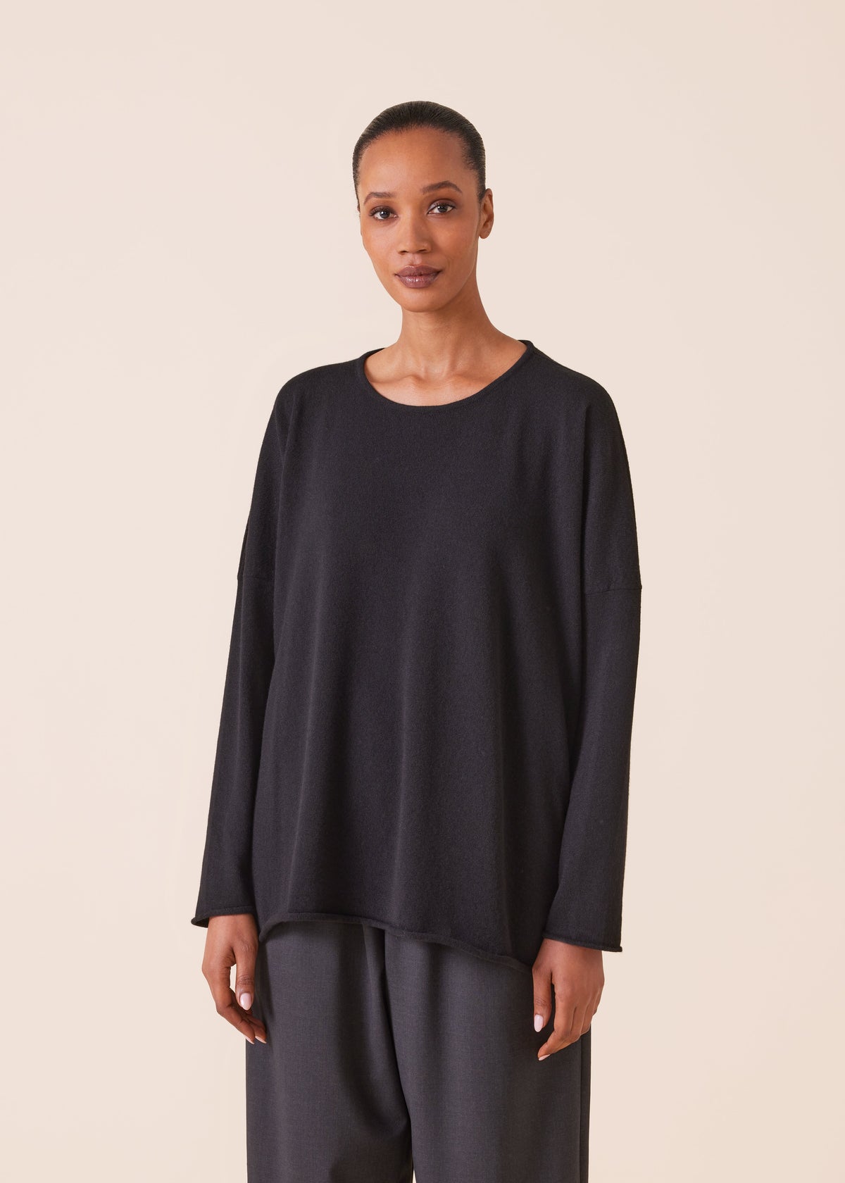 cashmere slim sleeve raw edge bateau neck sweater - mid plus