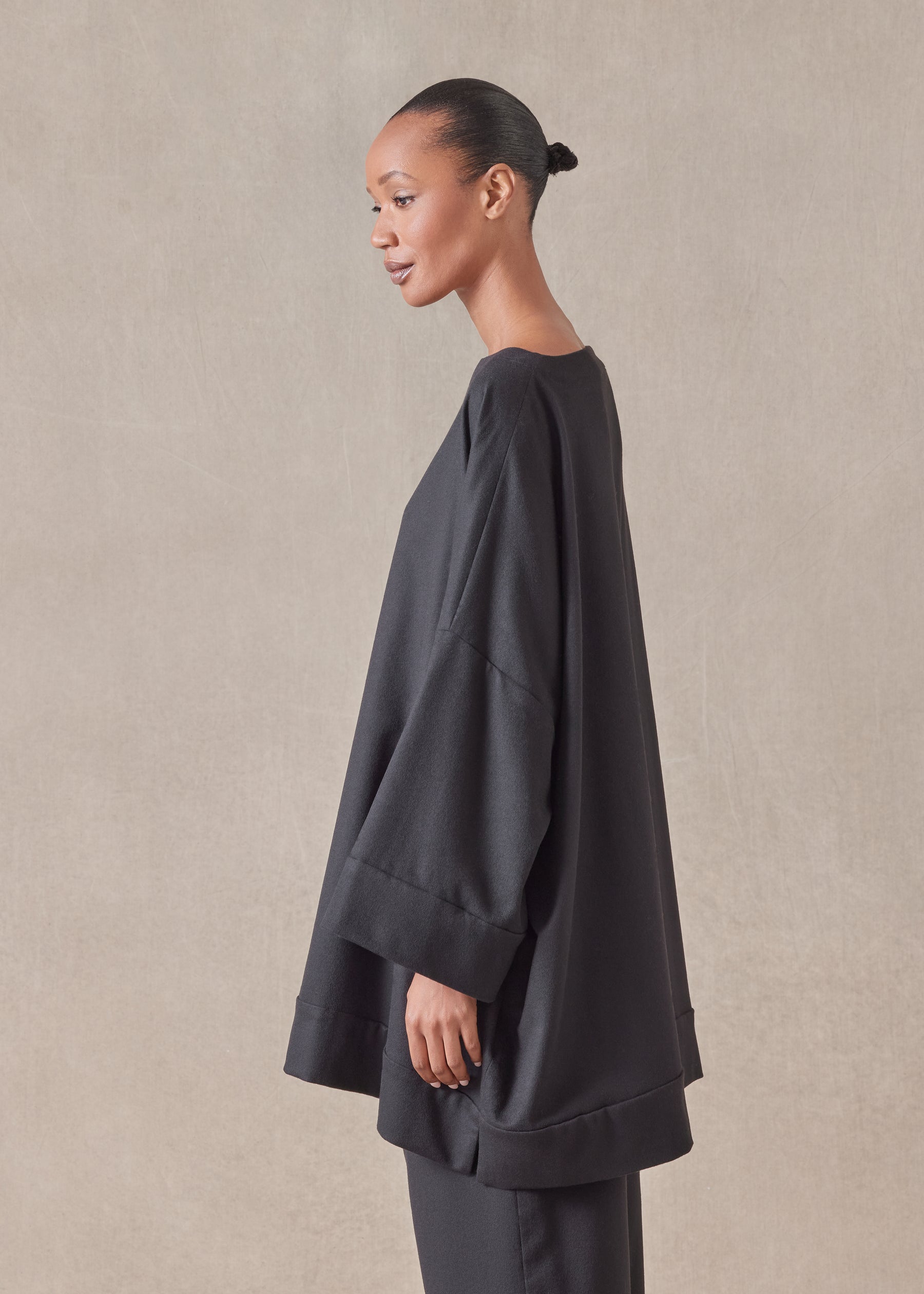 cashmere sloped shoulder scoop neck poncho with hembands - long plus