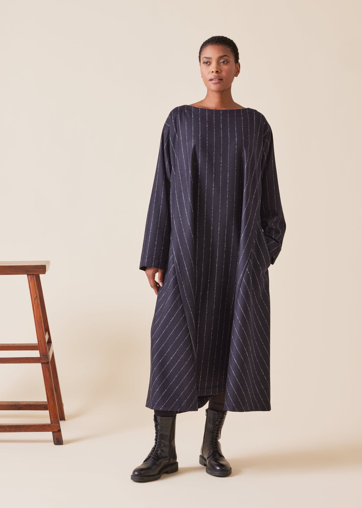 wool cashmere mix Caucasus scoop neck dress