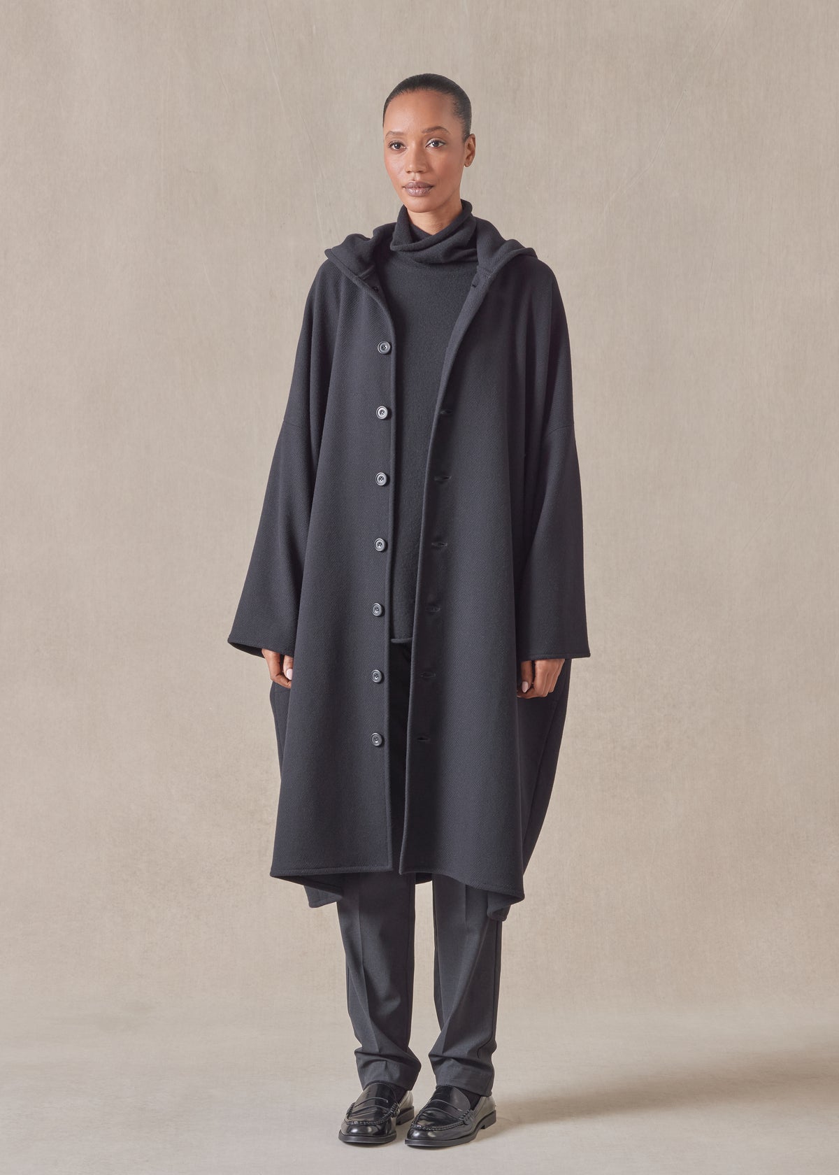 wool cashmere mix wide hooded buttoned coat - 3/4 length